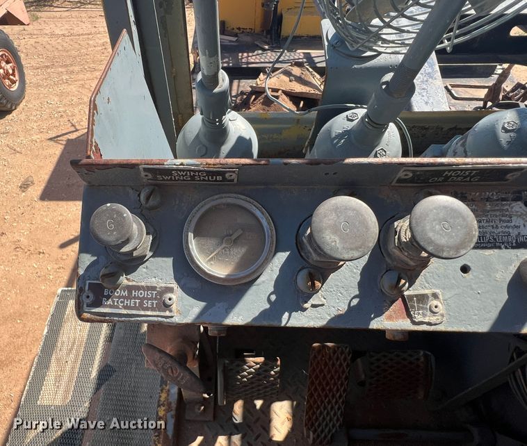 image for item DO8706 BLH Lima 600TA  crane