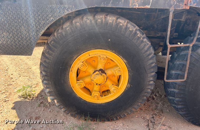 image for item DO8706 BLH Lima 600TA  crane