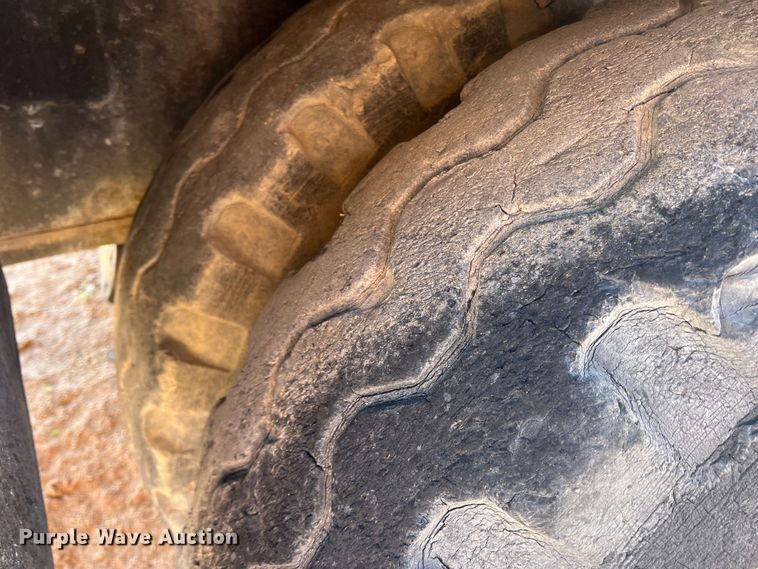 image for item DO8706 BLH Lima 600TA  crane