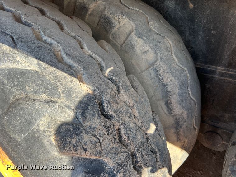 image for item DO8706 BLH Lima 600TA  crane