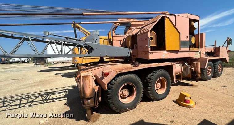 image for item DO8707 1974 American 4460  crane