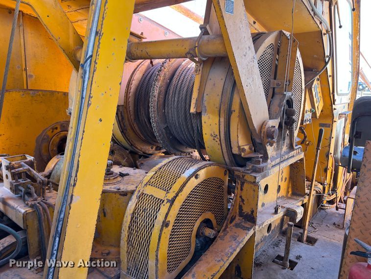 image for item DO8707 1974 American 4460  crane