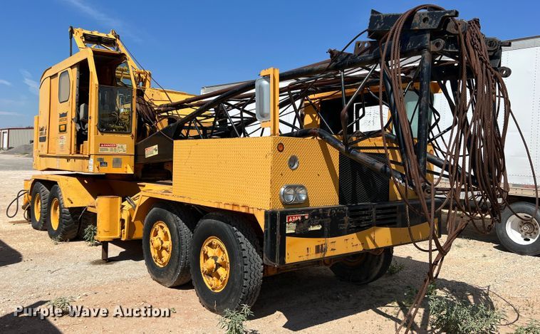 image for item DO8708 1965 American 4450  crane