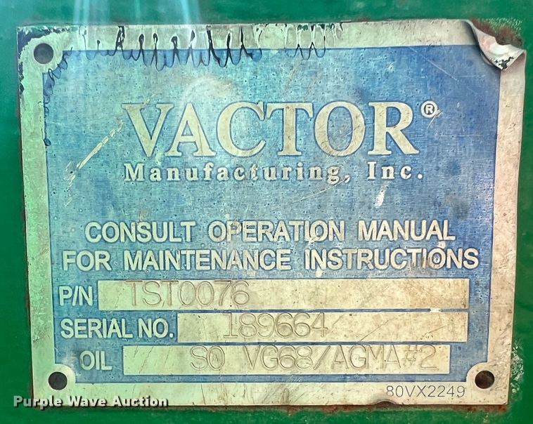 image for item DO8736 2002 Sterling L9500  hydrovac truck