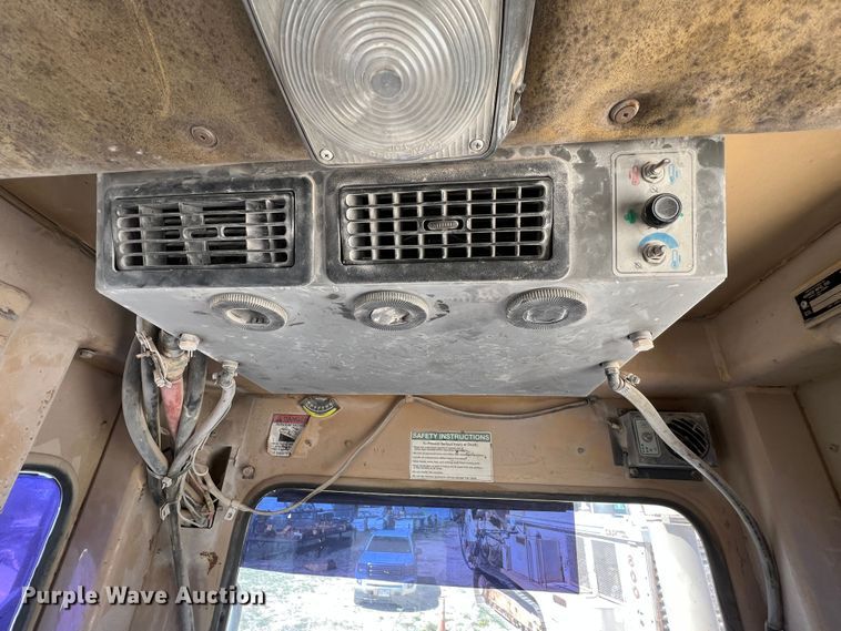 image for item DO8738 Tesmec TRS 1075  trencher