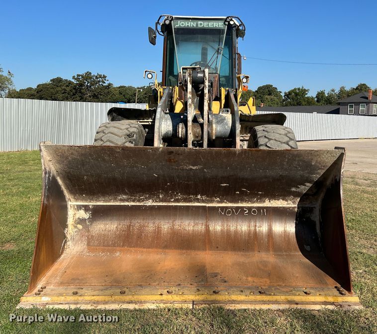 image for item DO8760 2006 John Deere 644J  wheel loader