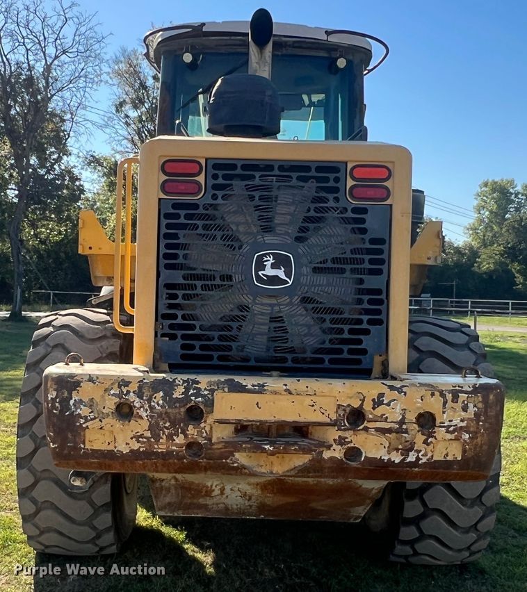 image for item DO8760 2006 John Deere 644J  wheel loader