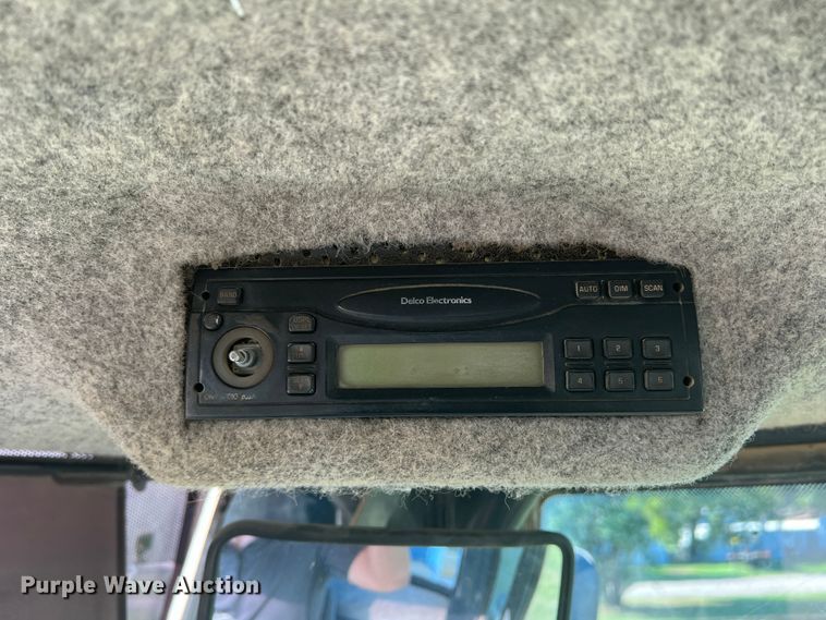 image for item DO8760 2006 John Deere 644J  wheel loader