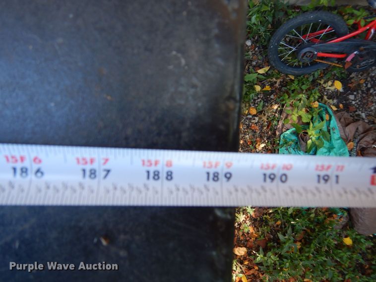 image for item DP0334 1993 International 4900  bucket truck