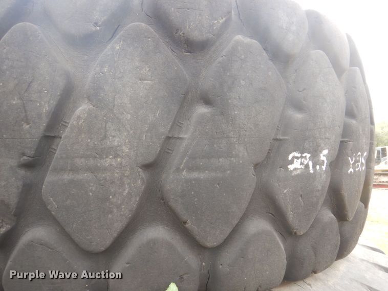 image for item DP0337 (3) Bridgestone 29.5R25 tires