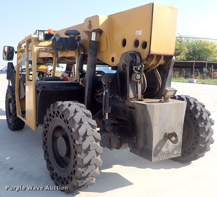 image for item DQ2902 Caterpillar TL1055  telehandler