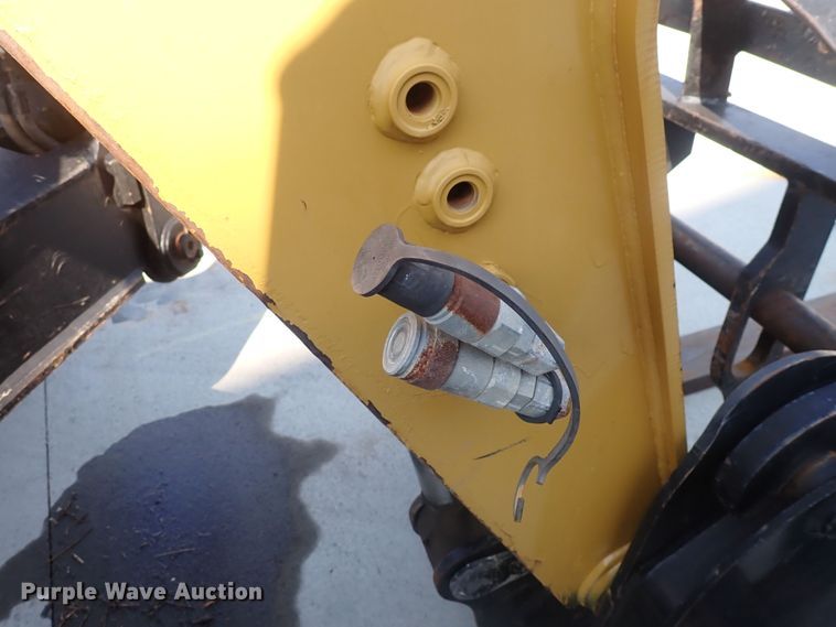 image for item DQ2902 Caterpillar TL1055  telehandler