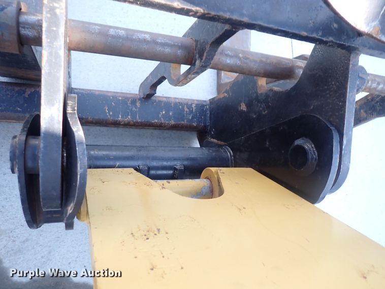 image for item DQ2902 Caterpillar TL1055  telehandler