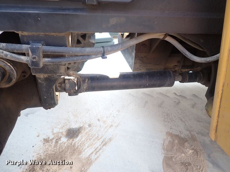 image for item DQ2902 Caterpillar TL1055  telehandler