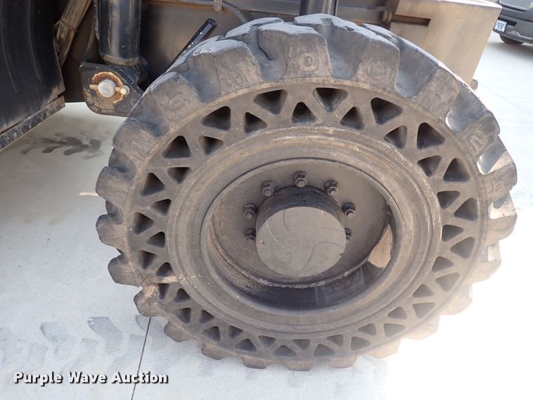 image for item DQ2902 Caterpillar TL1055  telehandler