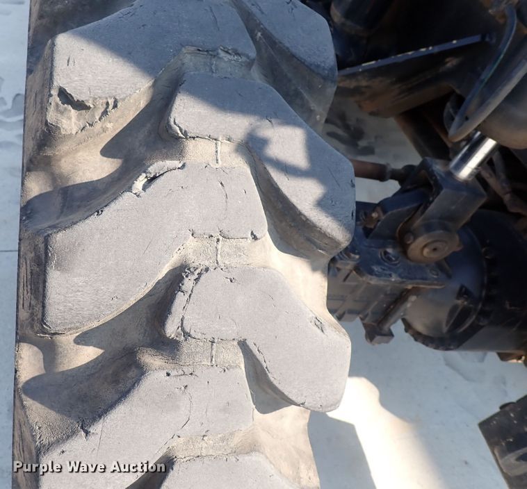 image for item DQ2902 Caterpillar TL1055  telehandler