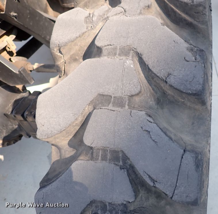 image for item DQ2902 Caterpillar TL1055  telehandler