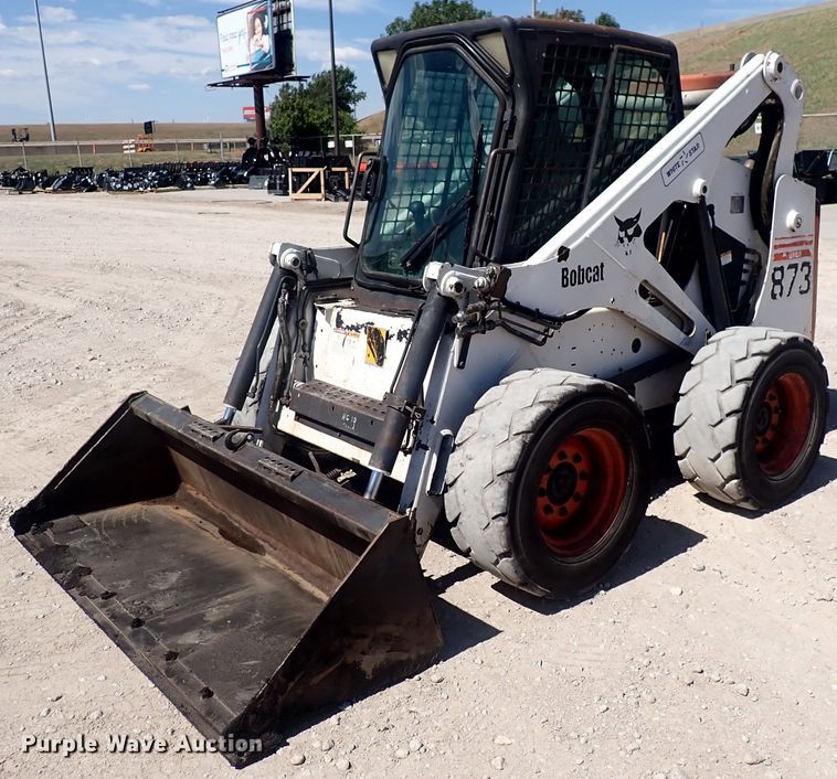 image for item DQ2928 2001 Bobcat 873  skid steer loader