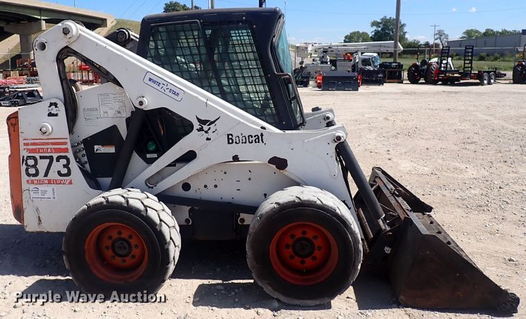 image for item DQ2928 2001 Bobcat 873  skid steer loader
