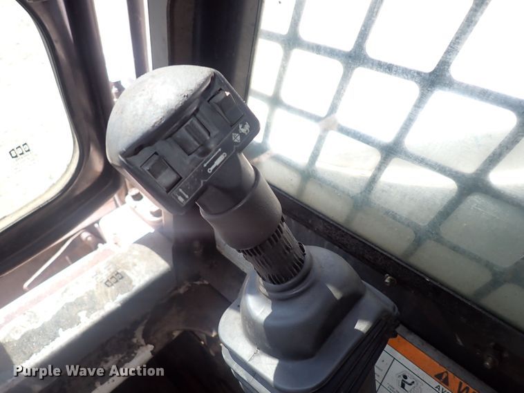 image for item DQ2928 2001 Bobcat 873  skid steer loader