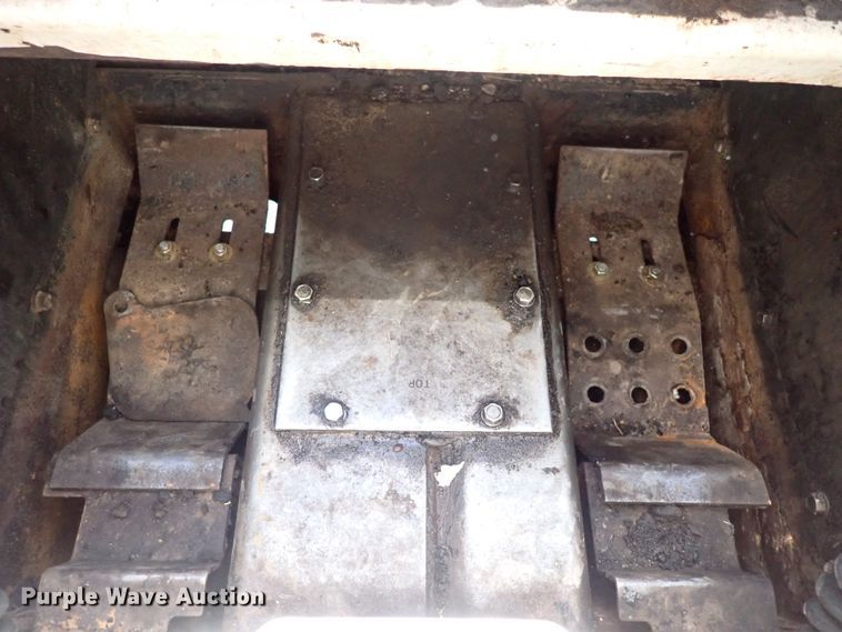 image for item DQ2928 2001 Bobcat 873  skid steer loader