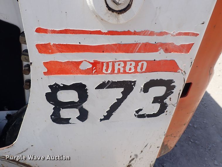 image for item DQ2928 2001 Bobcat 873  skid steer loader