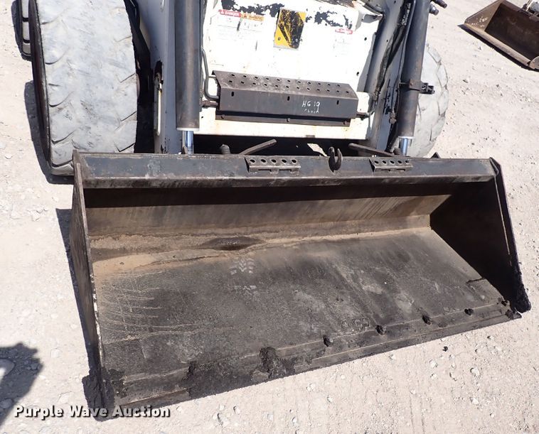 image for item DQ2928 2001 Bobcat 873  skid steer loader
