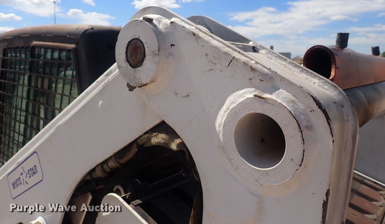 image for item DQ2928 2001 Bobcat 873  skid steer loader