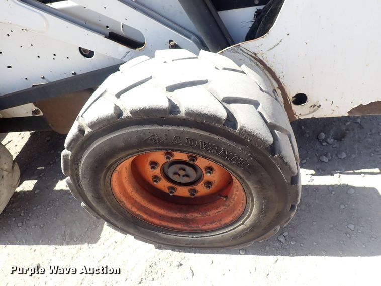 image for item DQ2928 2001 Bobcat 873  skid steer loader