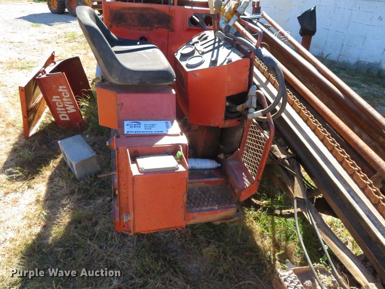 image for item DR0140 1995 Ditch Witch JT2320  directional boring unit