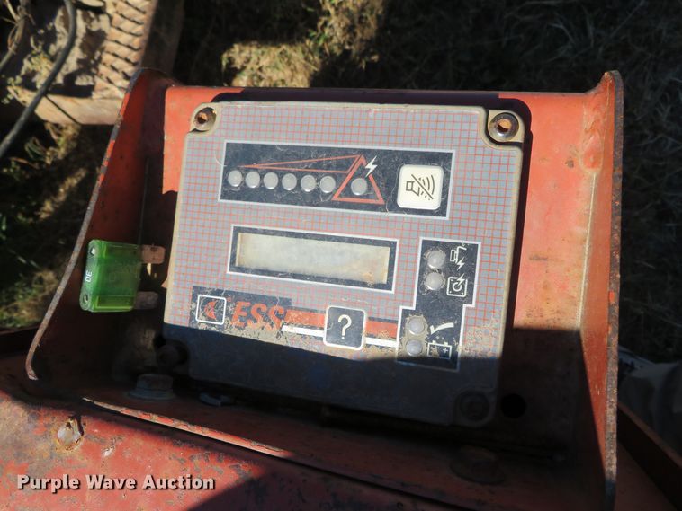 image for item DR0140 1995 Ditch Witch JT2320  directional boring unit