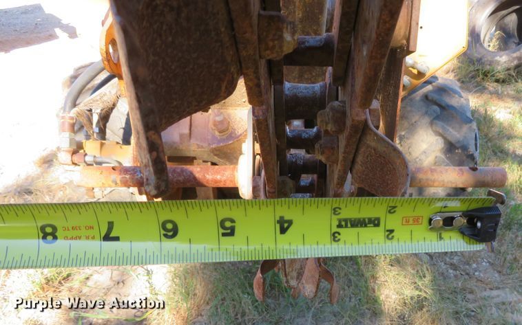 image for item DR0142 1998 Case 560  trencher