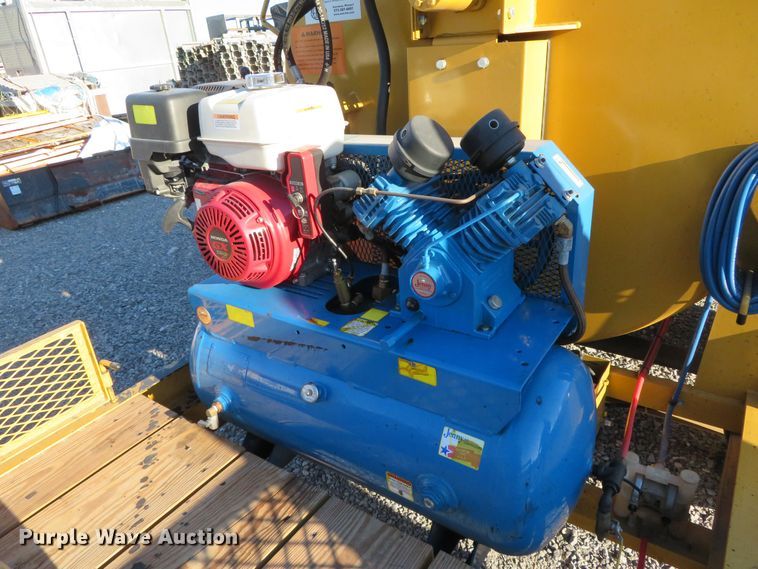 image for item DR0146 2015 Seal-rite PA700  seal coat trailer