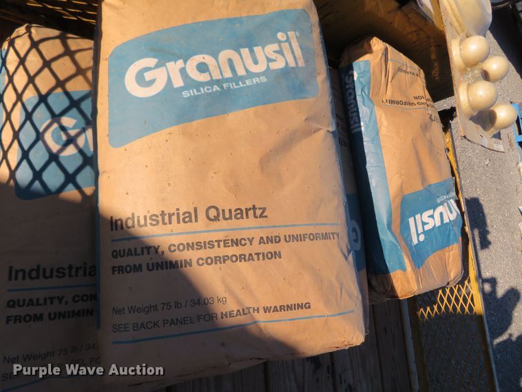 image for item DR0146 2015 Seal-rite PA700  seal coat trailer