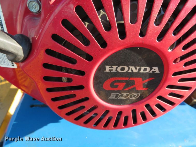 image for item DR0146 2015 Seal-rite PA700  seal coat trailer