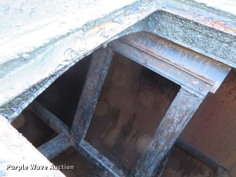 image for item DR0146 2015 Seal-rite PA700  seal coat trailer