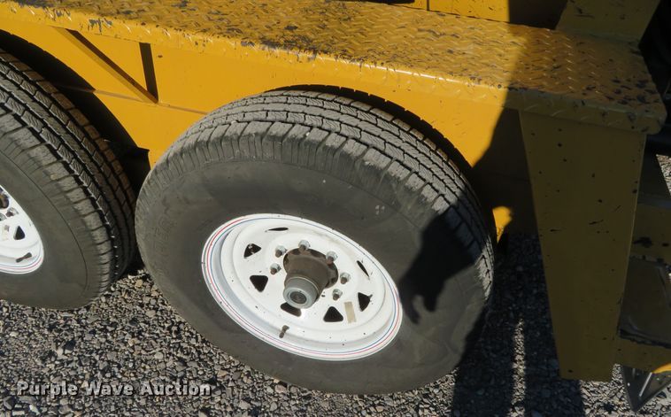 image for item DR0146 2015 Seal-rite PA700  seal coat trailer