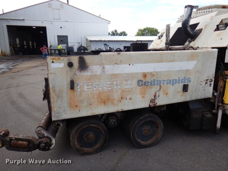 image for item DR0530 2003 Cedarapids CR-552  paver