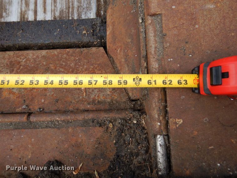 image for item DR0530 2003 Cedarapids CR-552  paver