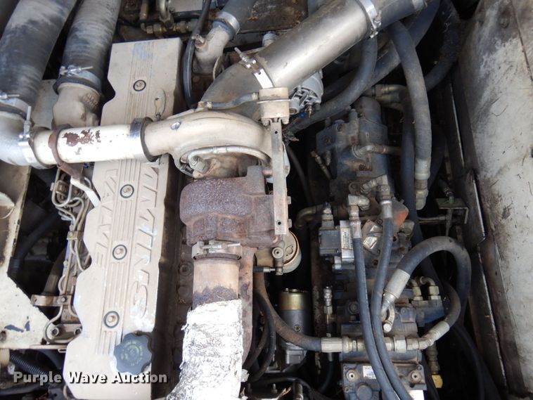 image for item DR0530 2003 Cedarapids CR-552  paver