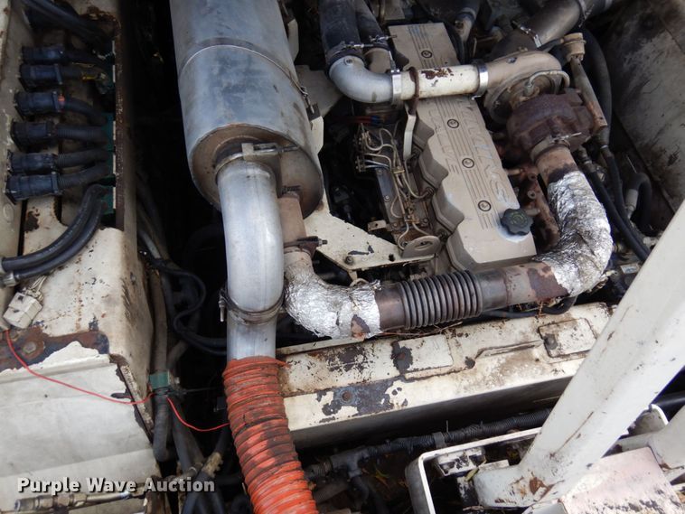 image for item DR0530 2003 Cedarapids CR-552  paver