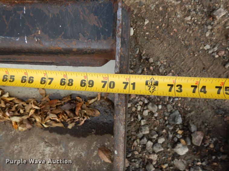 image for item DR0540 2000 John Deere 250  skid steer loader