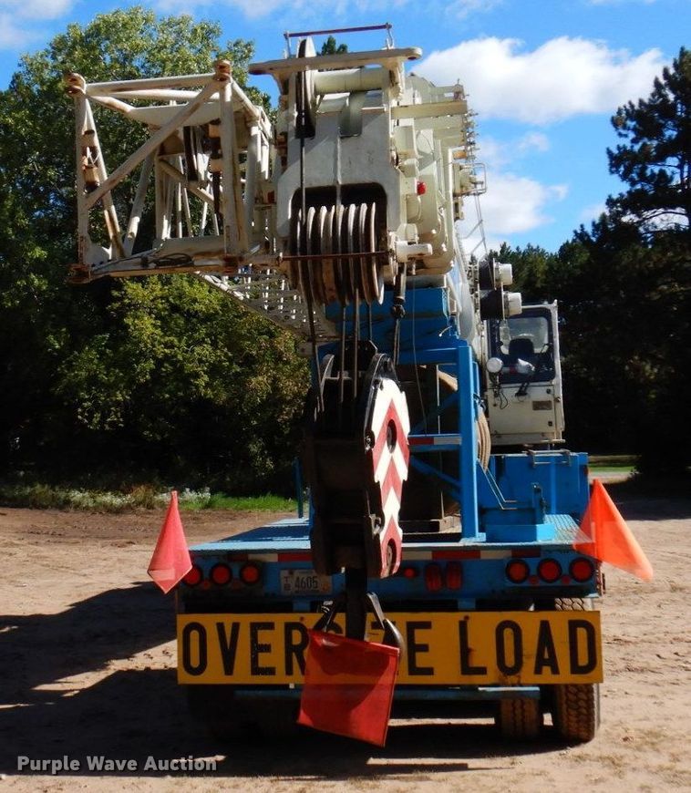 image for item DR0542 1992 Krupp KMK5110  crane