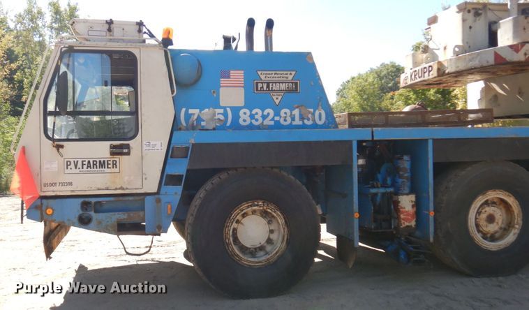 image for item DR0542 1992 Krupp KMK5110  crane