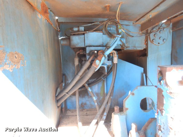 image for item DR0542 1992 Krupp KMK5110  crane