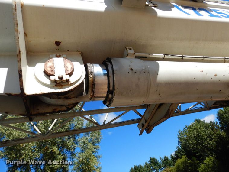 image for item DR0542 1992 Krupp KMK5110  crane