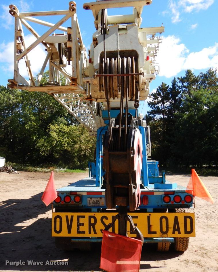 image for item DR0542 1992 Krupp KMK5110  crane