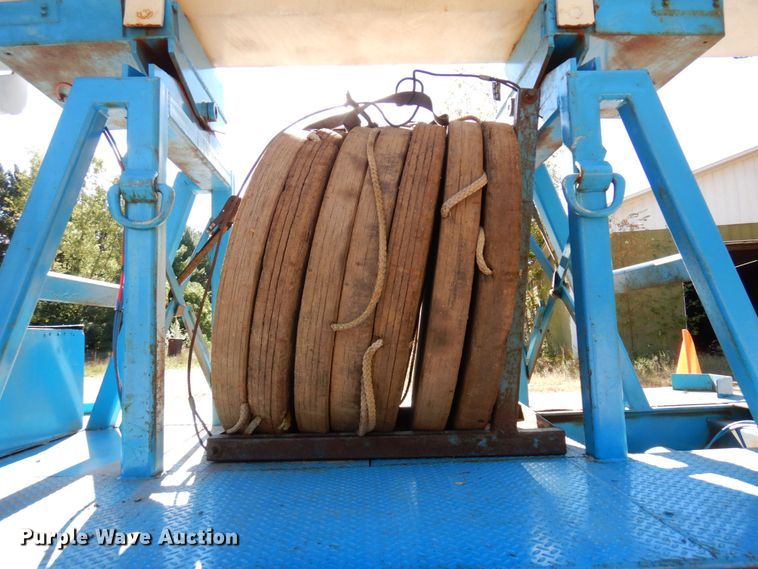 image for item DR0542 1992 Krupp KMK5110  crane