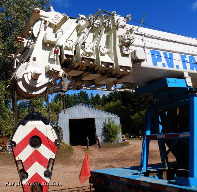 image for item DR0542 1992 Krupp KMK5110  crane