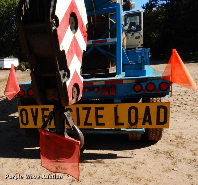 image for item DR0542 1992 Krupp KMK5110  crane